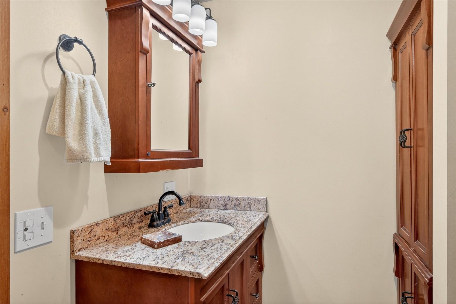 1350 Teer Road Clarendon, VT 05777 - Photo 29 of 53