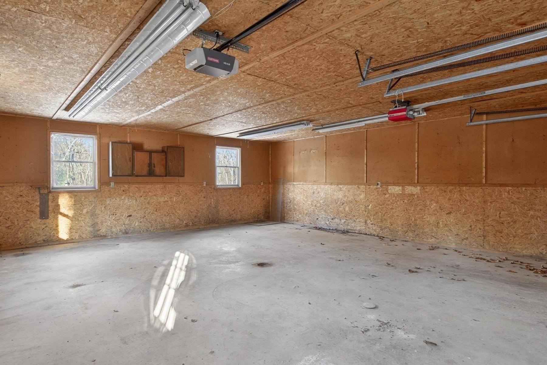 1350 Teer Road Clarendon, VT 05777 - Photo 46 of 53