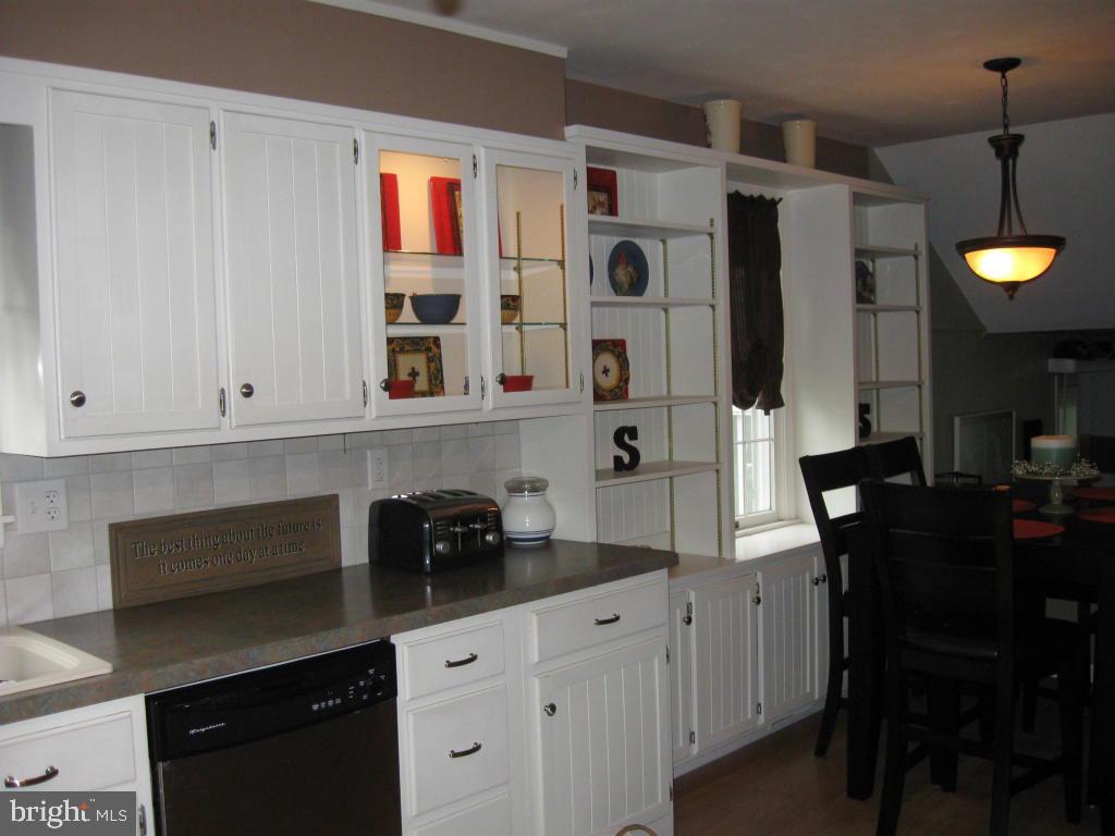 1 Carriage Road Palmyra, PA 17078 - Photo 3 of 41 Gallery Image 3