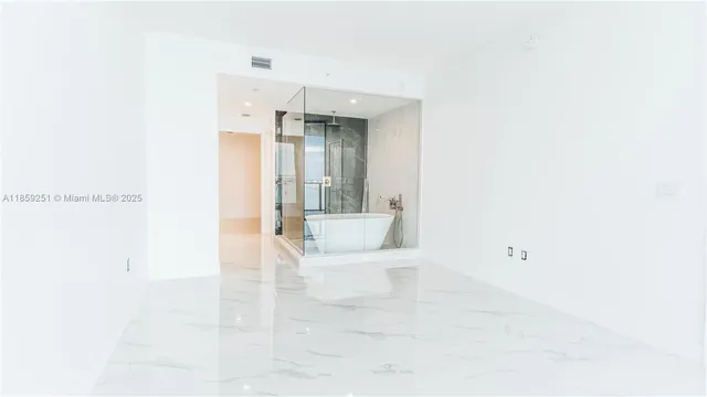 $17,000 | 700 Northeast 24th Street, Unit 4101, Miami, FL 33137