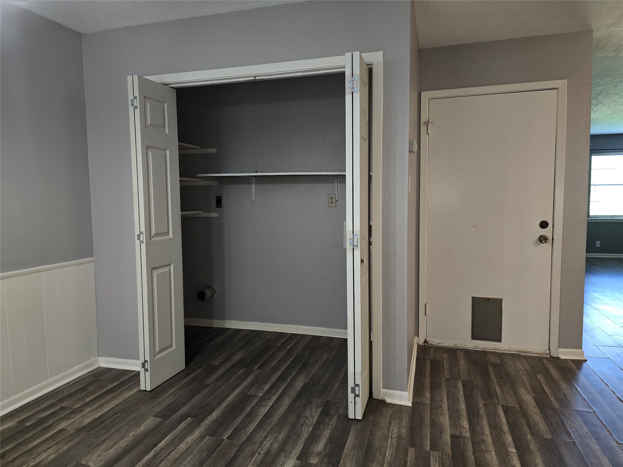 17415 Fir Road Alvin, TX 77511 - Photo 9 of 16 a view of wooden floor