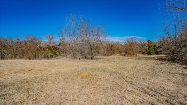 $399,000 | 200 Jonah Road, Kennedale, TX 76060