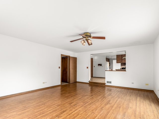 111 North Delany Road Gurnee, IL 60031 - Photo 8 of 23