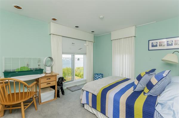 32 Crestwood Road Marblehead, MA 01945 - Photo 19 of 30 a bedroom with a bed and a window