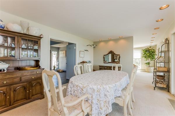 32 Crestwood Road Marblehead, MA 01945 - Photo 8 of 30 a living room with furniture and a dining table