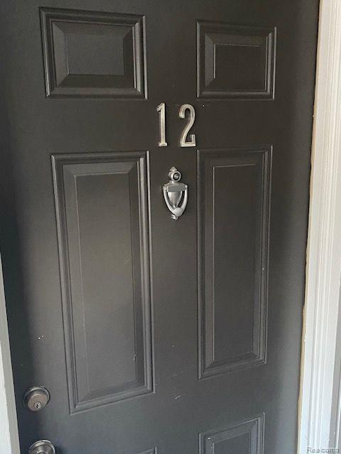 2377 Walton Boulevard, Unit 12 Rochester Hills, MI 48309 - Photo 3 of 23