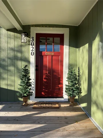 a view of a entryway door of the house