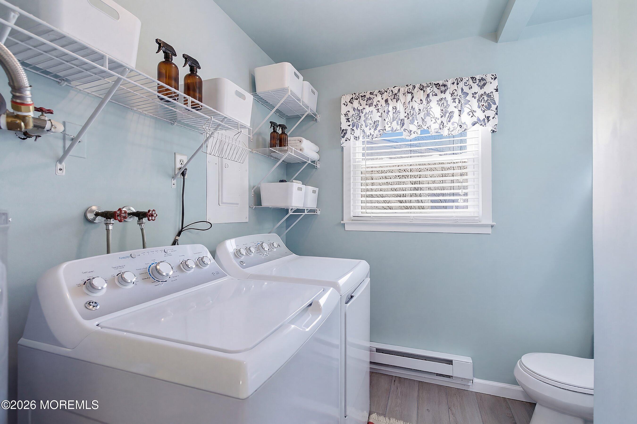 8 Hummingbird Lane Whiting, NJ 08759 - Photo 16 of 41 a utility room with dryer and washer