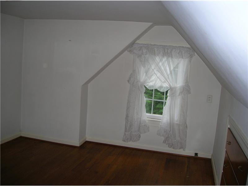 3250 Lamor Road Hermitage, PA 16148 - Photo 12 of 16 Bedroom.