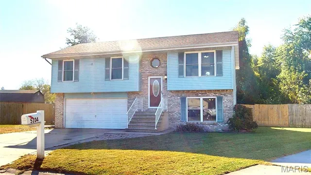 $215,000 | 5104 Stephanie Drive, Granite City, IL 62040