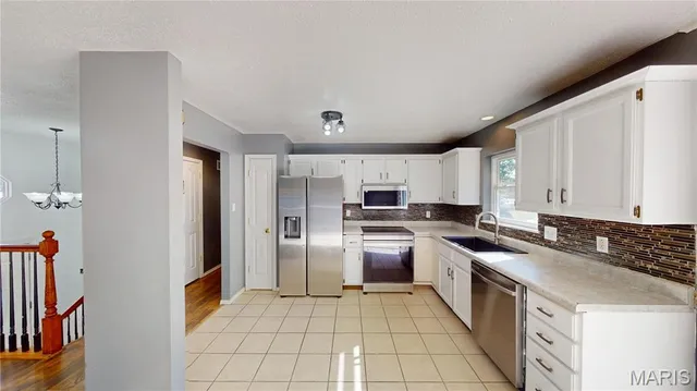 $215,000 | 5104 Stephanie Drive, Granite City, IL 62040