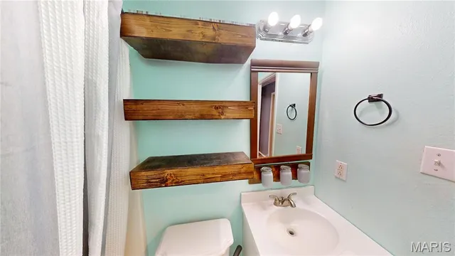 $215,000 | 5104 Stephanie Drive, Granite City, IL 62040