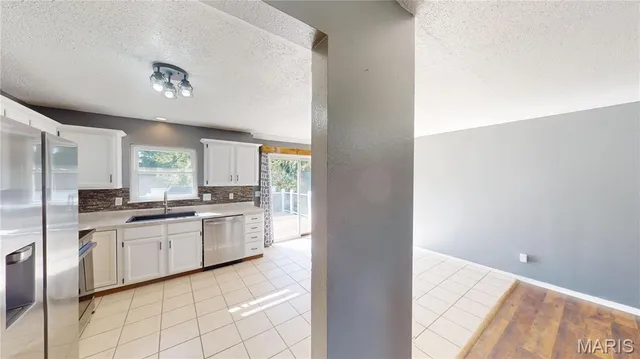 $215,000 | 5104 Stephanie Drive, Granite City, IL 62040