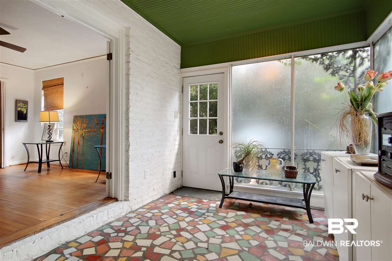 1159 Selma Street Mobile, AL 36604 - Photo 10 of 24
