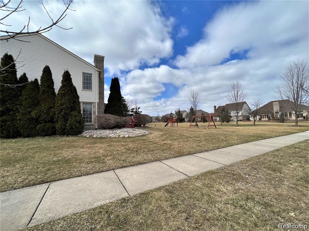 45166 Thornhill Road Canton, MI 48188 - Photo 29 of 31 Photo Mar 27, 2 35 58 PM.jpg