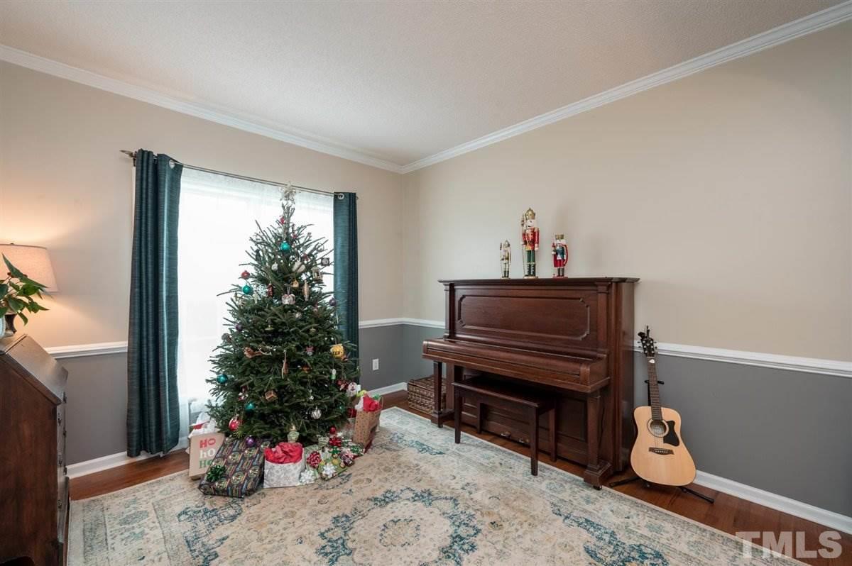 8712 Waynick Drive Raleigh, NC 27617 - Photo 4 of 26