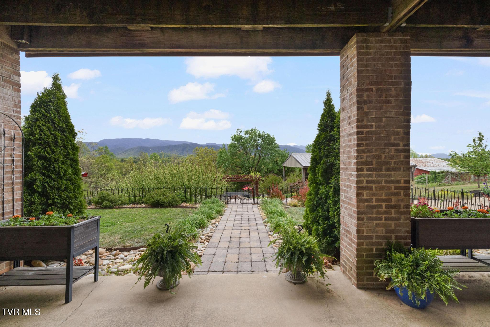 1180 Keller Road Afton, TN 37616 - Photo 41 of 62 Covered back patio