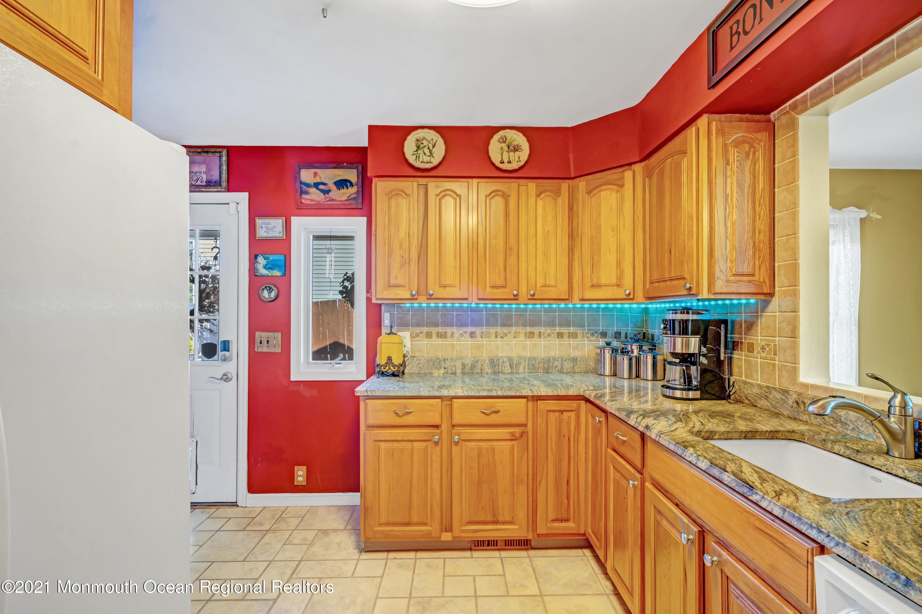1126 Manito Road Manasquan, NJ 08736 - Photo 22 of 59 022_dsc04589_90_91_92_93