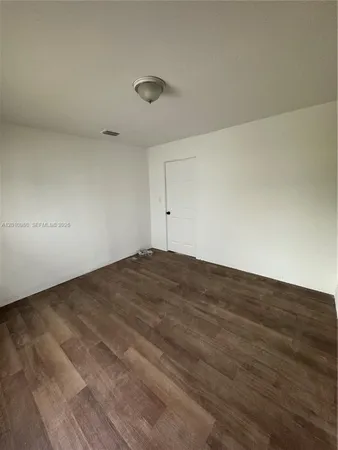 $560,000 | Gladeview, Miami, FL 33147