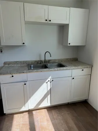 $560,000 | Gladeview, Miami, FL 33147