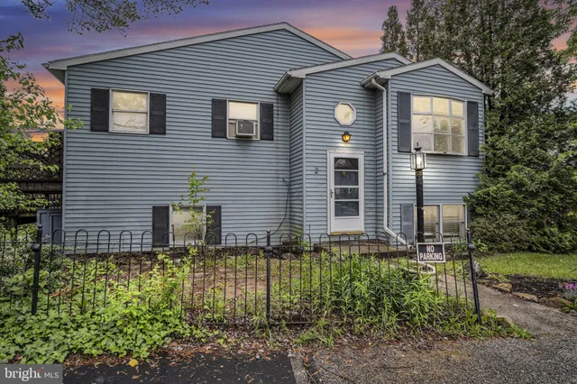 $170,000 | 2 Russian Olive Drive, Etters, PA 17319