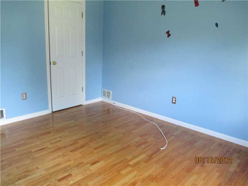 10 Paddock Drive Cranston, RI 02921 - Photo 10 of 11 Bedroom.