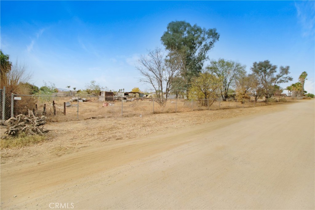 30581 Old Windmill Road Menifee, CA 92584 - Photo 13 of 17