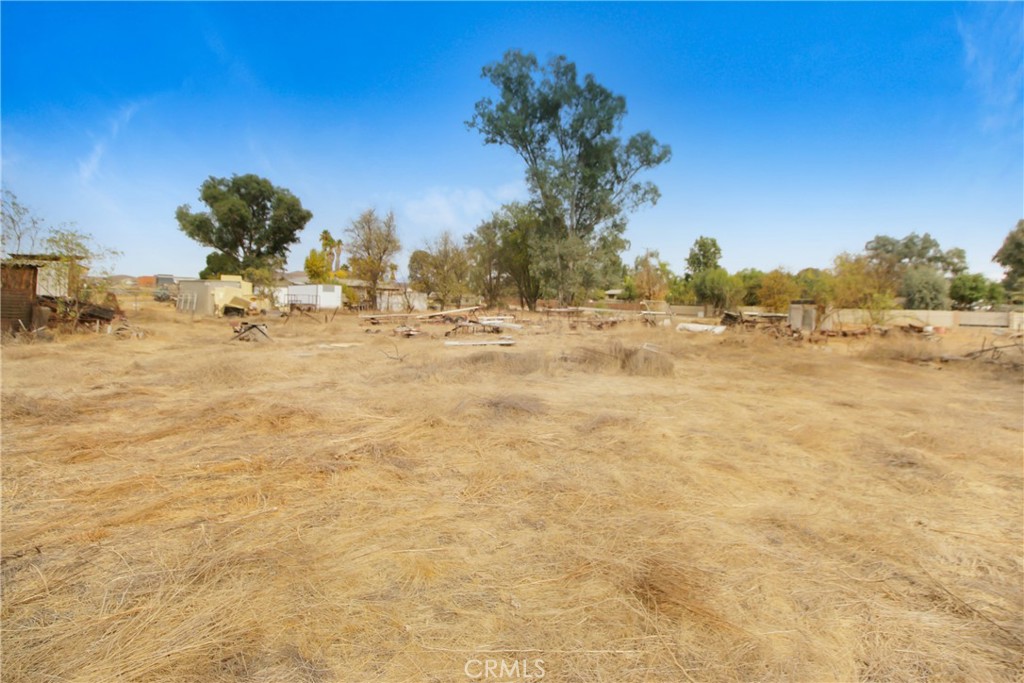 30581 Old Windmill Road Menifee, CA 92584 - Photo 14 of 17