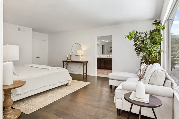 $2,199,000 | 905 Hillside Drive, Long Beach, CA 90815