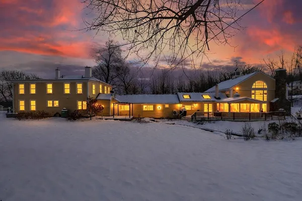 $1,149,900 | 100 Main Street, Ashburnham, MA 01430