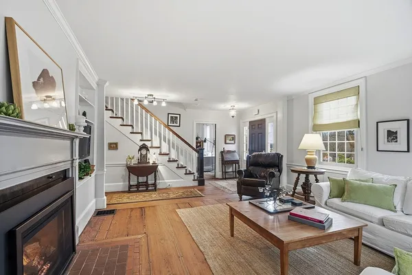 $1,149,900 | 100 Main Street, Ashburnham, MA 01430