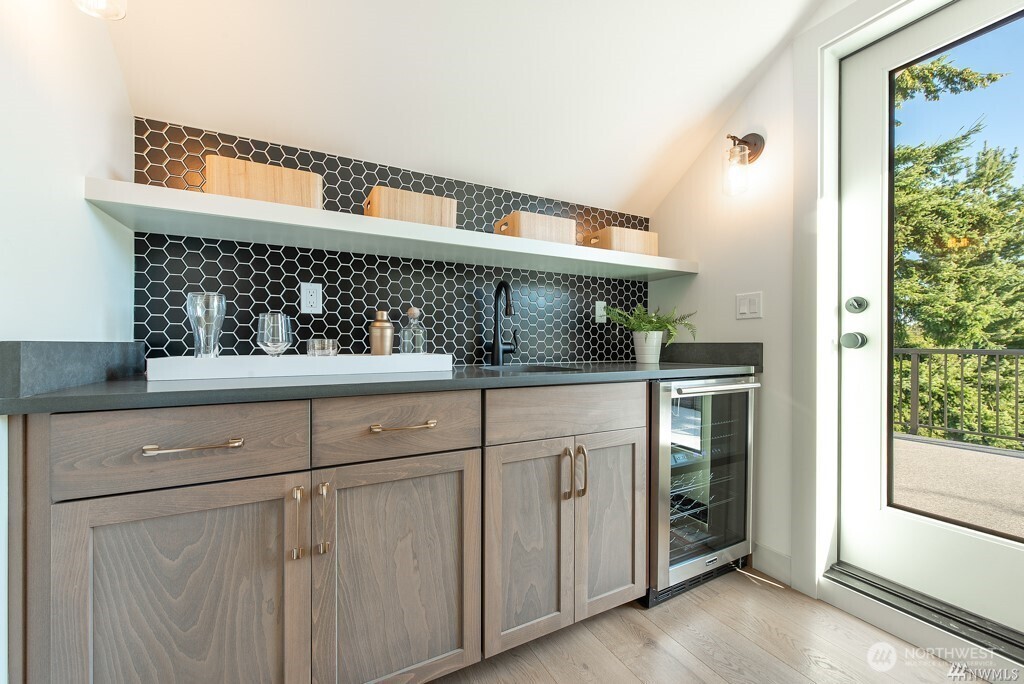 421 North 63rd Street Seattle, WA 98103 - Photo 31 of 40