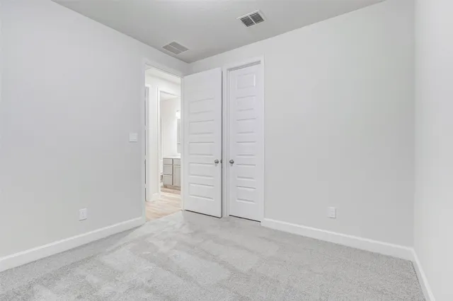 an empty room with an empty space