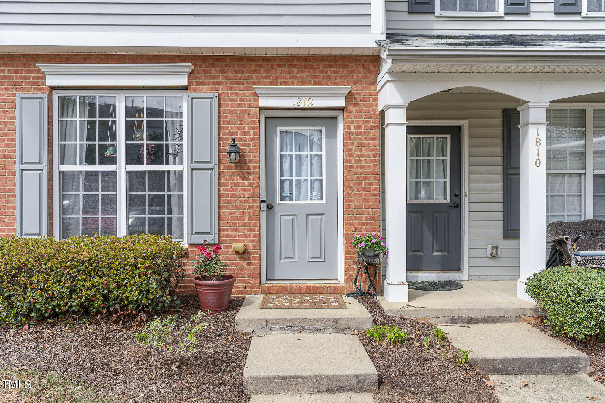 1812 frontdoor