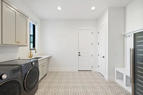 $2,600,000 | 7516 Davenport Divide Road, Austin, TX 78738