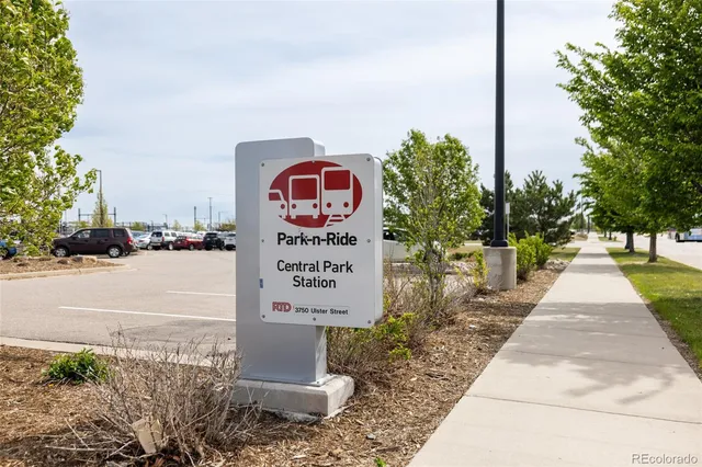 $595,000 | 8280 East 36th Avenue, Unit 26, Denver, CO 80238