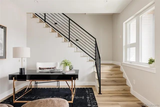 a view of entryway and workspace