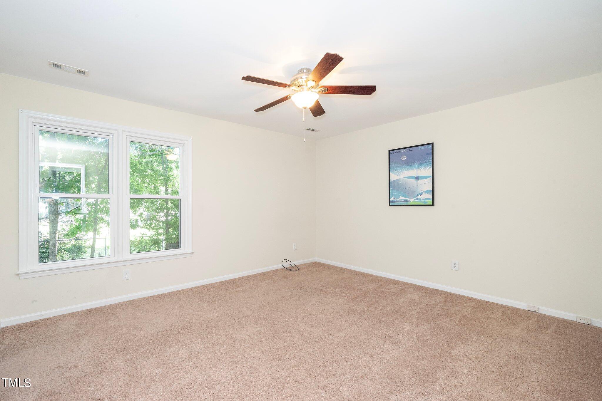 118 Wythe Circle Raleigh, NC 27615 - Photo 19 of 26 22-web-or-mls-118 Wythe (18 of 28)