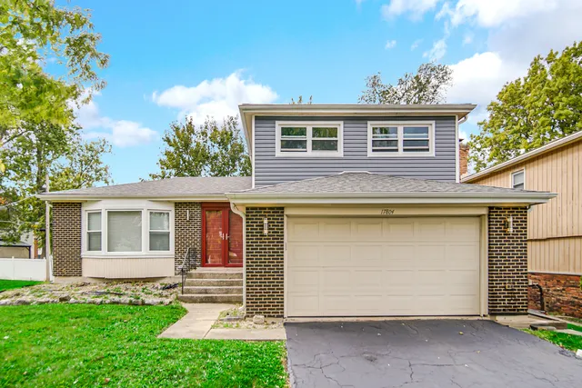 $270,000 | 17804 Pebblewood Lane, Hazel Crest, IL 60429