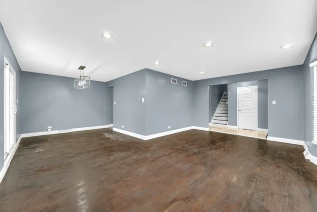 $270,000 | 17804 Pebblewood Lane, Hazel Crest, IL 60429