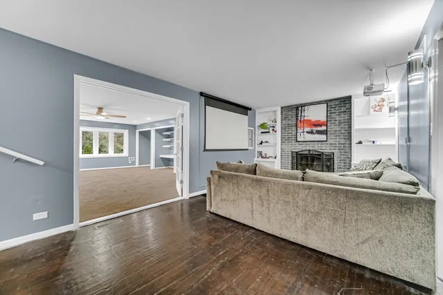 $270,000 | 17804 Pebblewood Lane, Hazel Crest, IL 60429