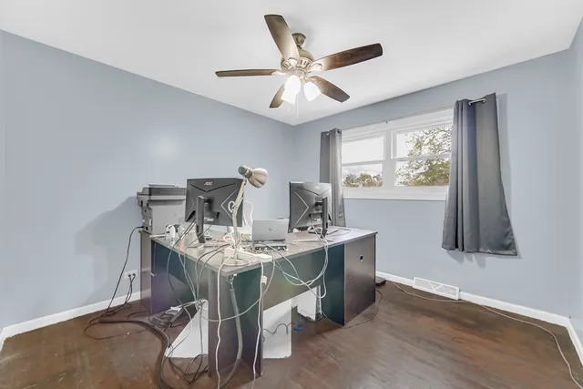 $270,000 | 17804 Pebblewood Lane, Hazel Crest, IL 60429