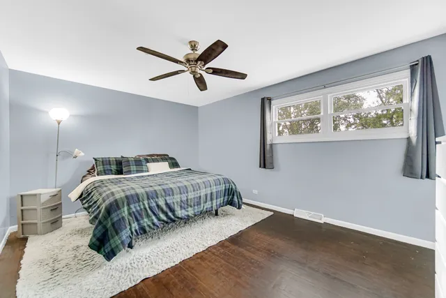 $270,000 | 17804 Pebblewood Lane, Hazel Crest, IL 60429