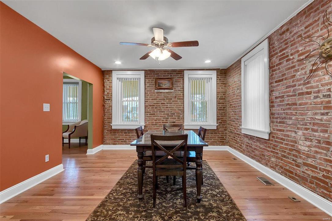 5032 Heege Road St. Louis, MO 63123 - Photo 13 of 34 Gallery Image 13