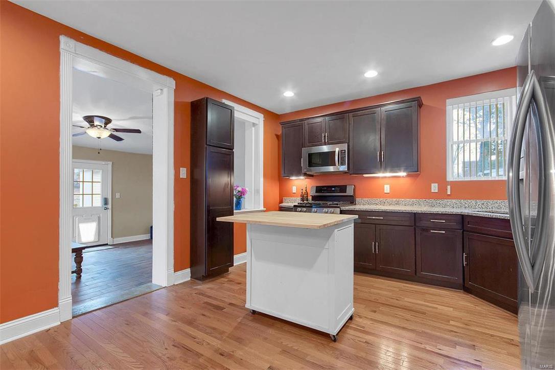 5032 Heege Road St. Louis, MO 63123 - Photo 16 of 34 Gallery Image 16