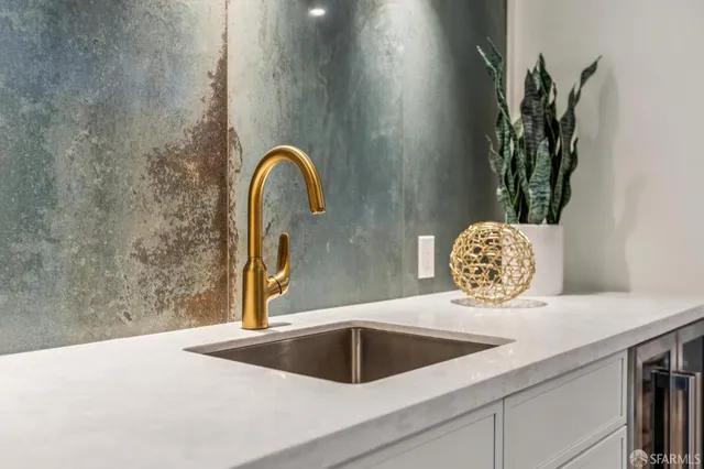 $2,998,000 | 1701-1711 Funston Avenue, Unit 1703, San Francisco, CA 94122