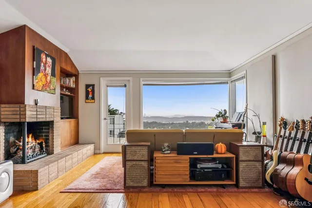 $2,998,000 | 1701-1711 Funston Avenue, Unit 1703, San Francisco, CA 94122
