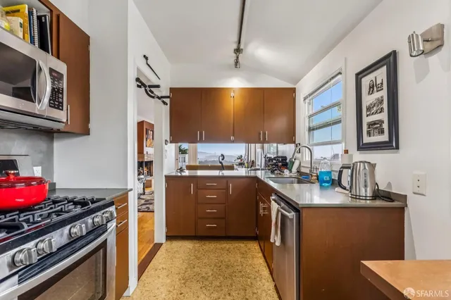 $2,998,000 | 1701-1711 Funston Avenue, Unit 1703, San Francisco, CA 94122