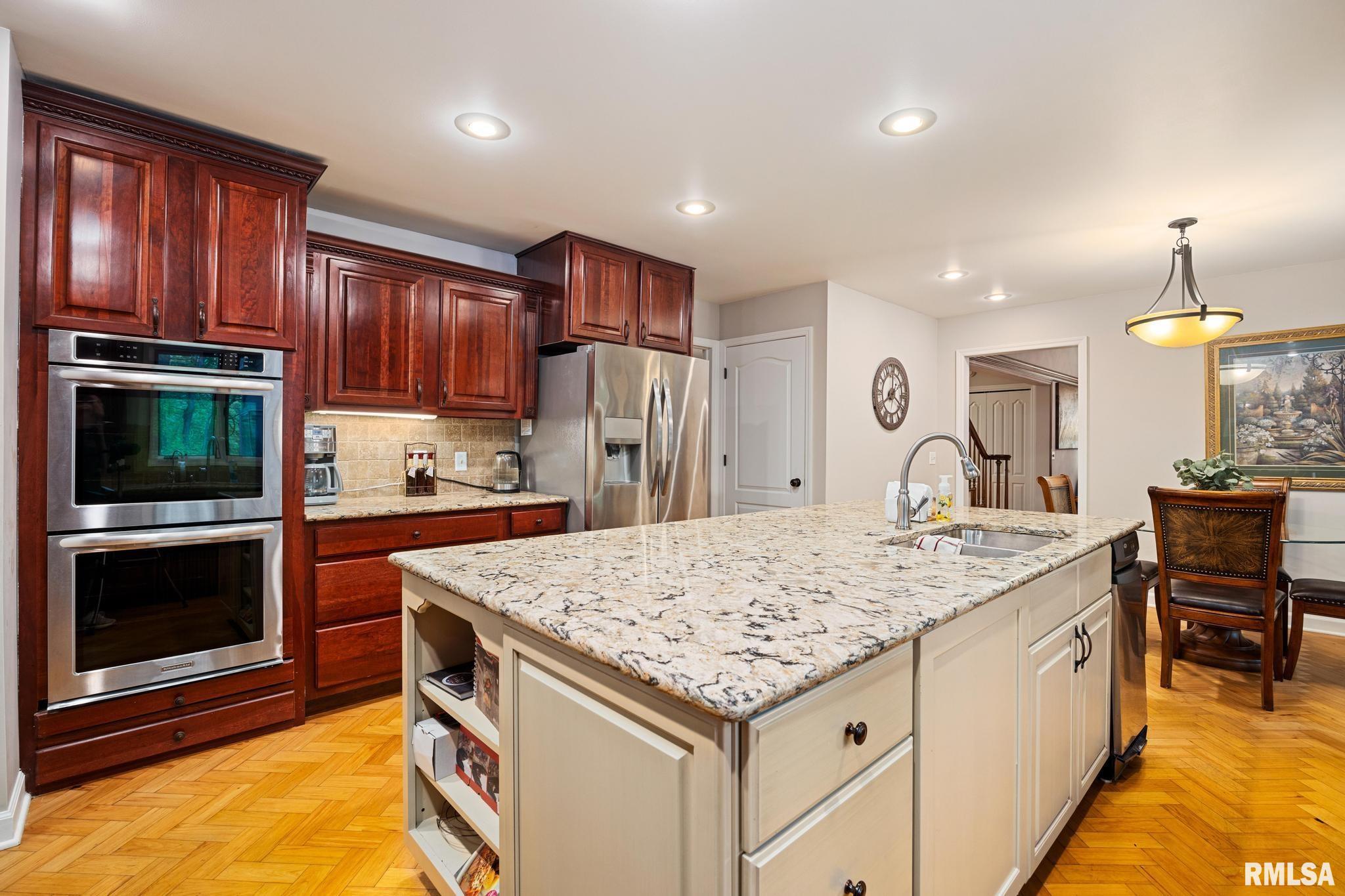 609 West Ravinwoods Road Peoria, IL 61615 - Photo 12 of 40 Gallery Image 12