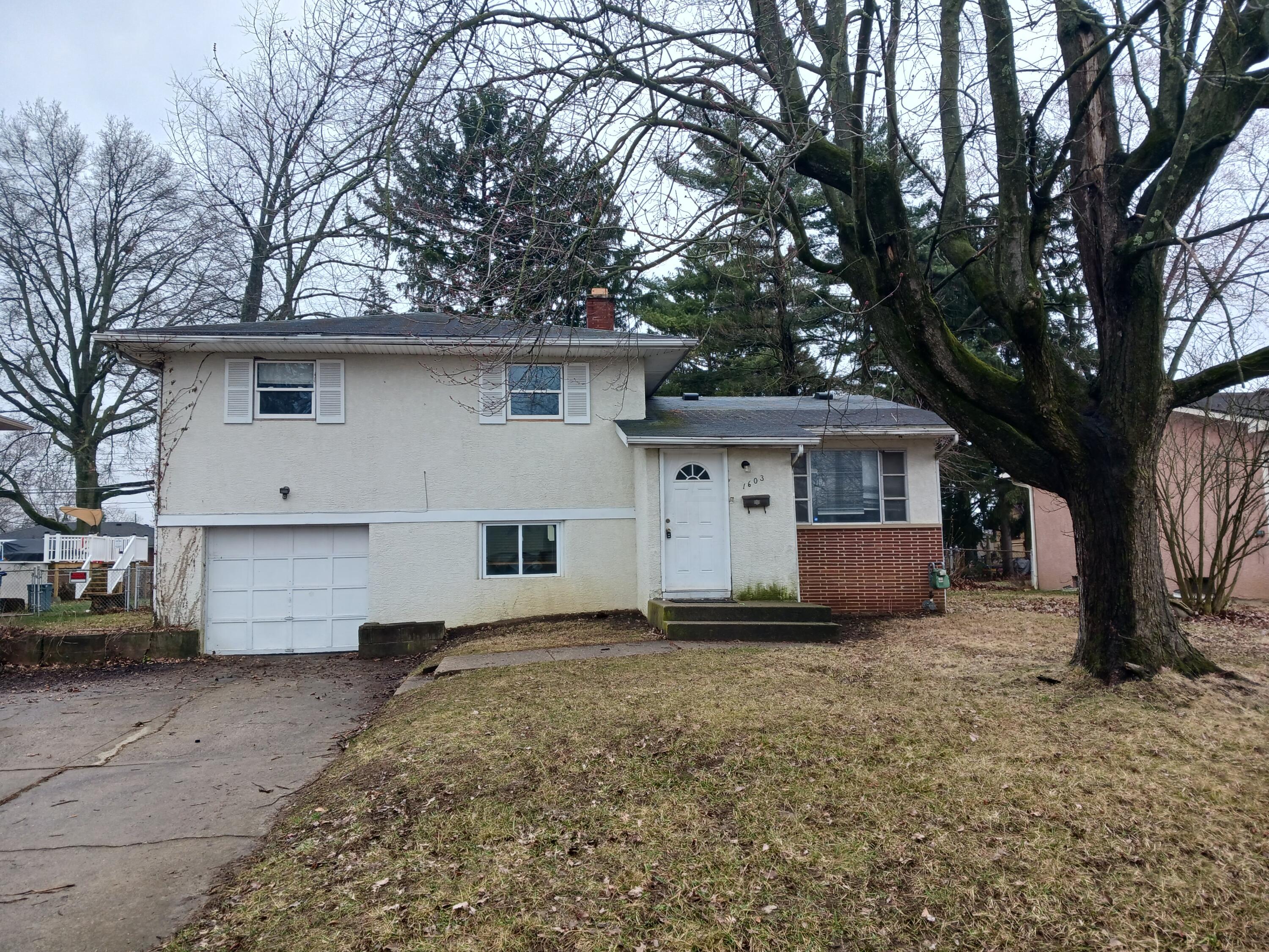 1603 Bostwick Road Columbus, OH 43227 - Photo 1 of 25 20230216_121857